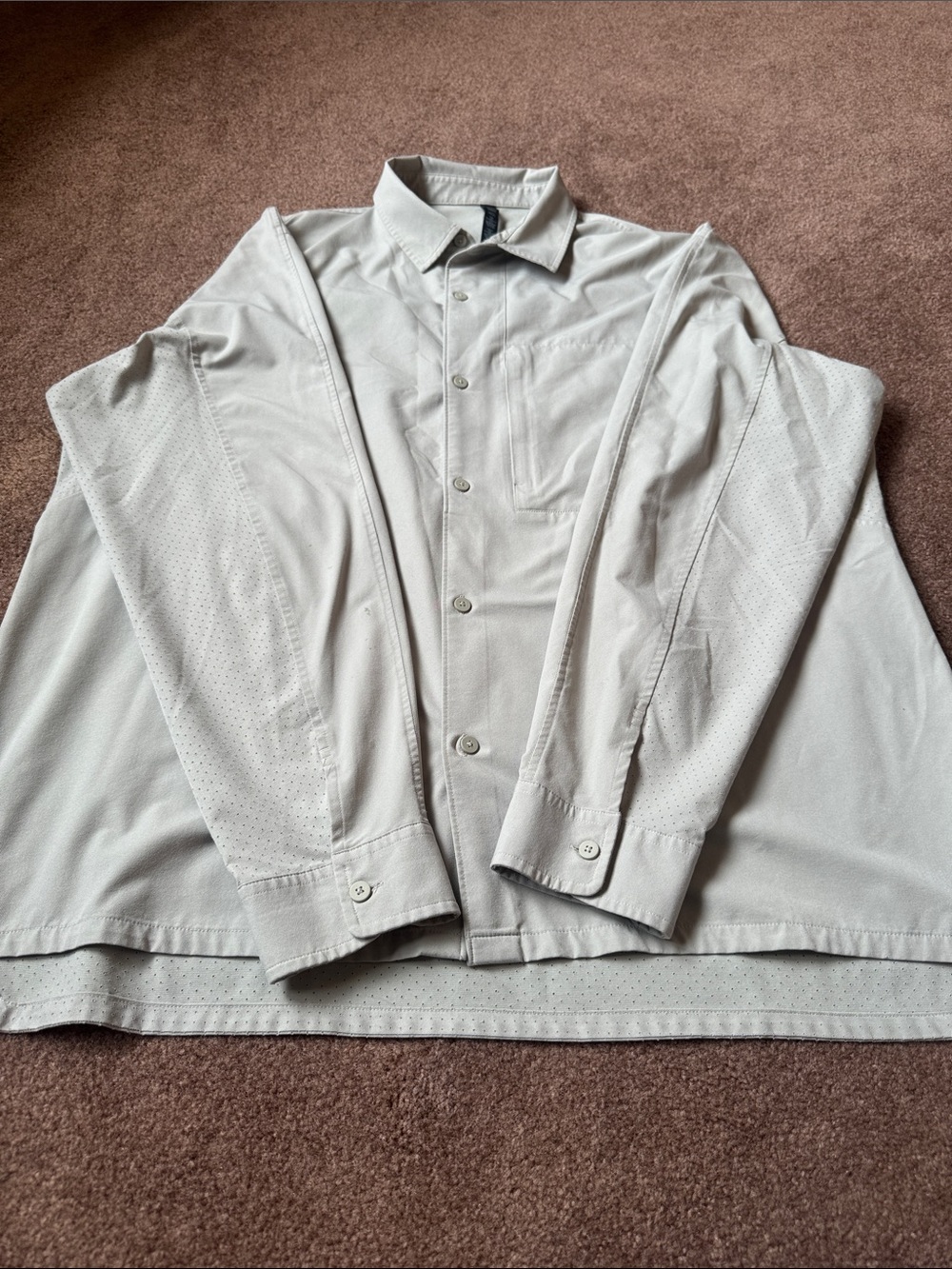 Lululemon Men's one Pocket | Men's Button Down light green